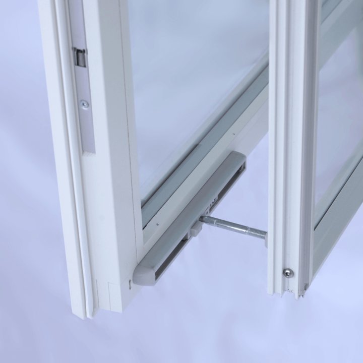 LOKKI Puu/alumiini-ikkuna. välikarmi keskellä- Edullinen avattava ikkuna