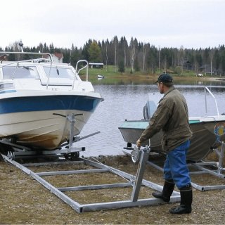 Ranturi-telakka 35 – sähkövinssillä varustettu raskas telakka