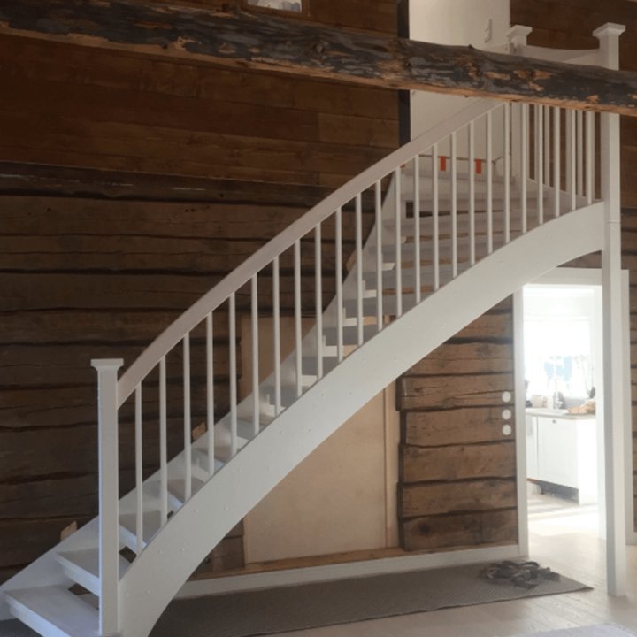 Portaiden tarjouspyyntö – Mittatilausportaat omien mittojen mukaan | LokkiTuote.fi