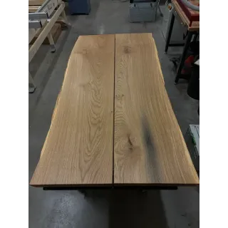 Mittatilauslankkupöytä Tammi. Räätälöi haluamasi!