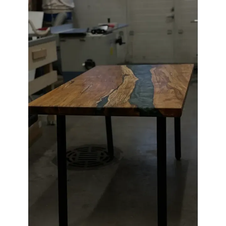 Epoksi spalttikoivu ruokapöytä. 90 x 140 cm