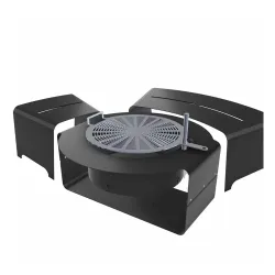 Nuotiogrillipaketti edestä päin kuvattuna. Kokonainen avotulipaikka samassa