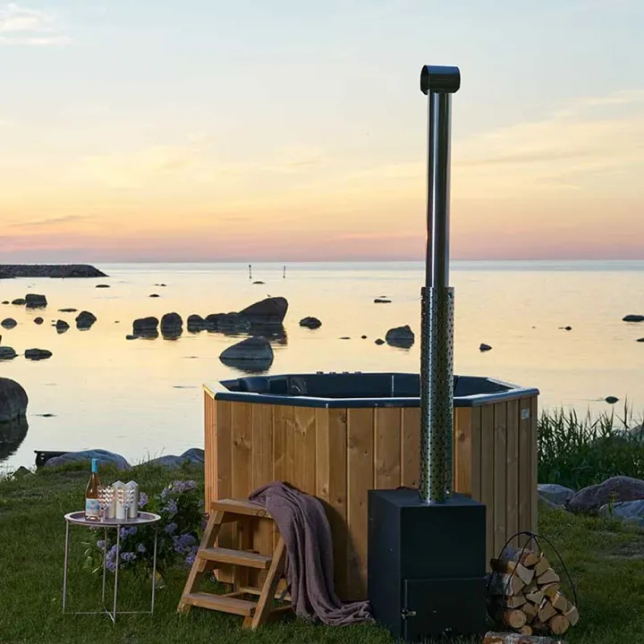 kahdeksankulmainen kylpytynnyri 6 henkilölle, 1200 Litraa puu-lasikuituinen