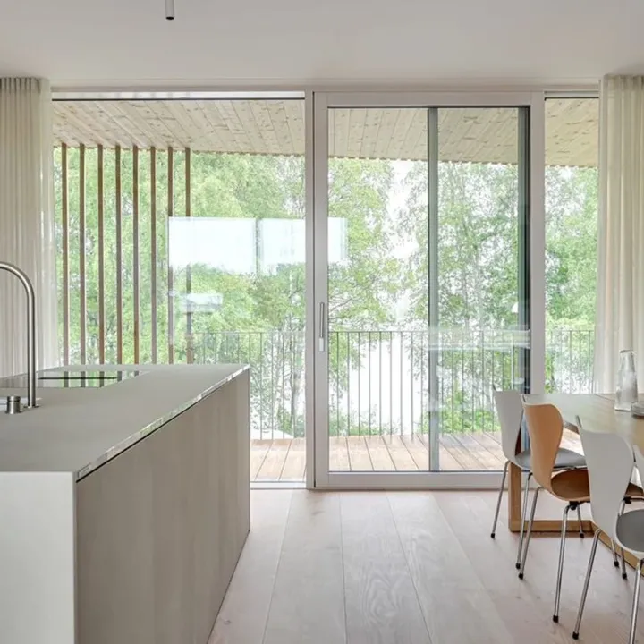 Liukuovi, puu-alumiini, valkoinen, 1790 x 1990 mm, liukuovi olohuoneen ja terassin välille